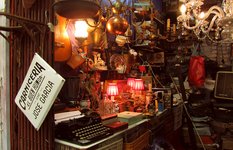 Dorrego flea market