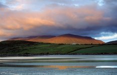 Stradbally and Beenoskee mountains