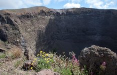 Vesuvius crater
