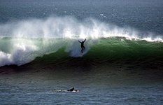 Steamer Lane surfing