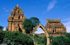 po-klong-garai-towers