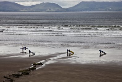 Inch beach surfing