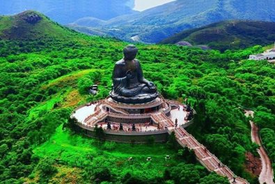 Tian Tan Buddha