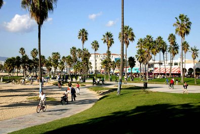 The Strand Beach Bike Trail