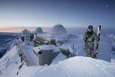 Skiing